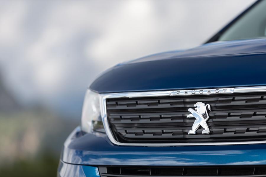 Детали экстерьера Peugeot Rifter 2018 года  (WW) (фото 4 из 43)